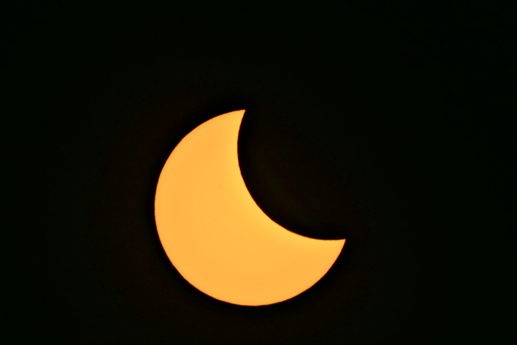 eclipse1.jpg.87b039e0d262563d7bb8fd58208