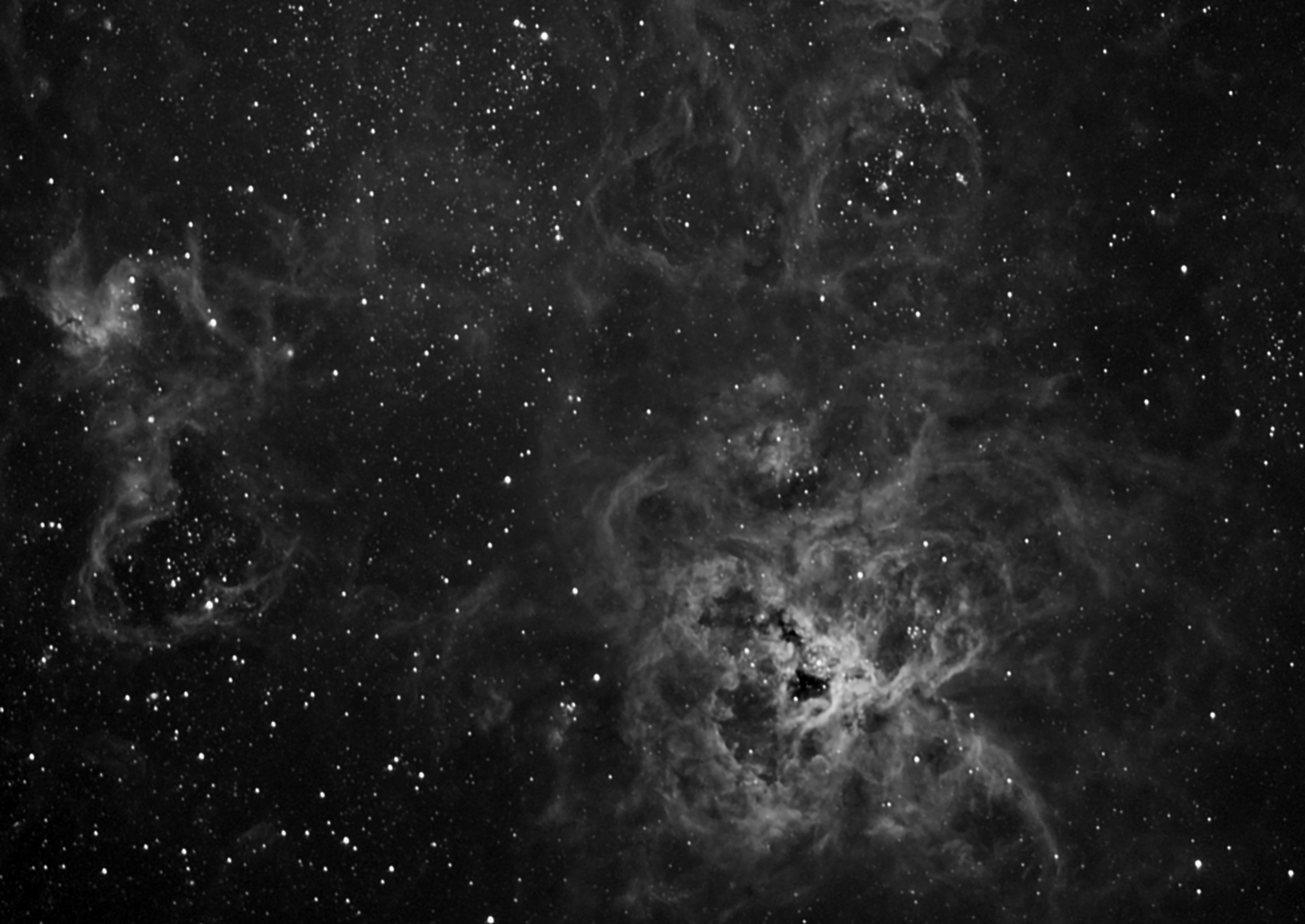 NGC2070-ha-drizzle2x.jpg