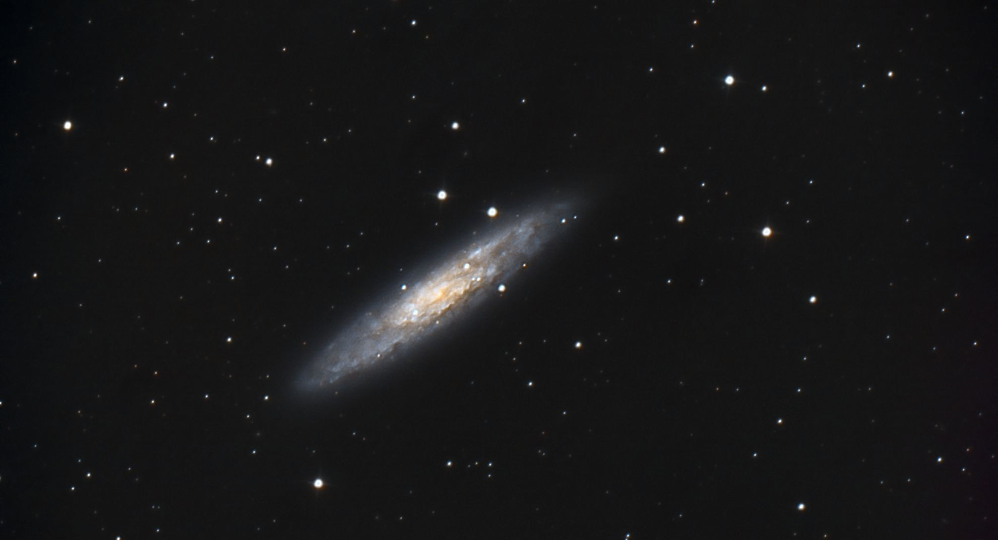 5776b6d680837_NGC253deconvolucionada.jpg