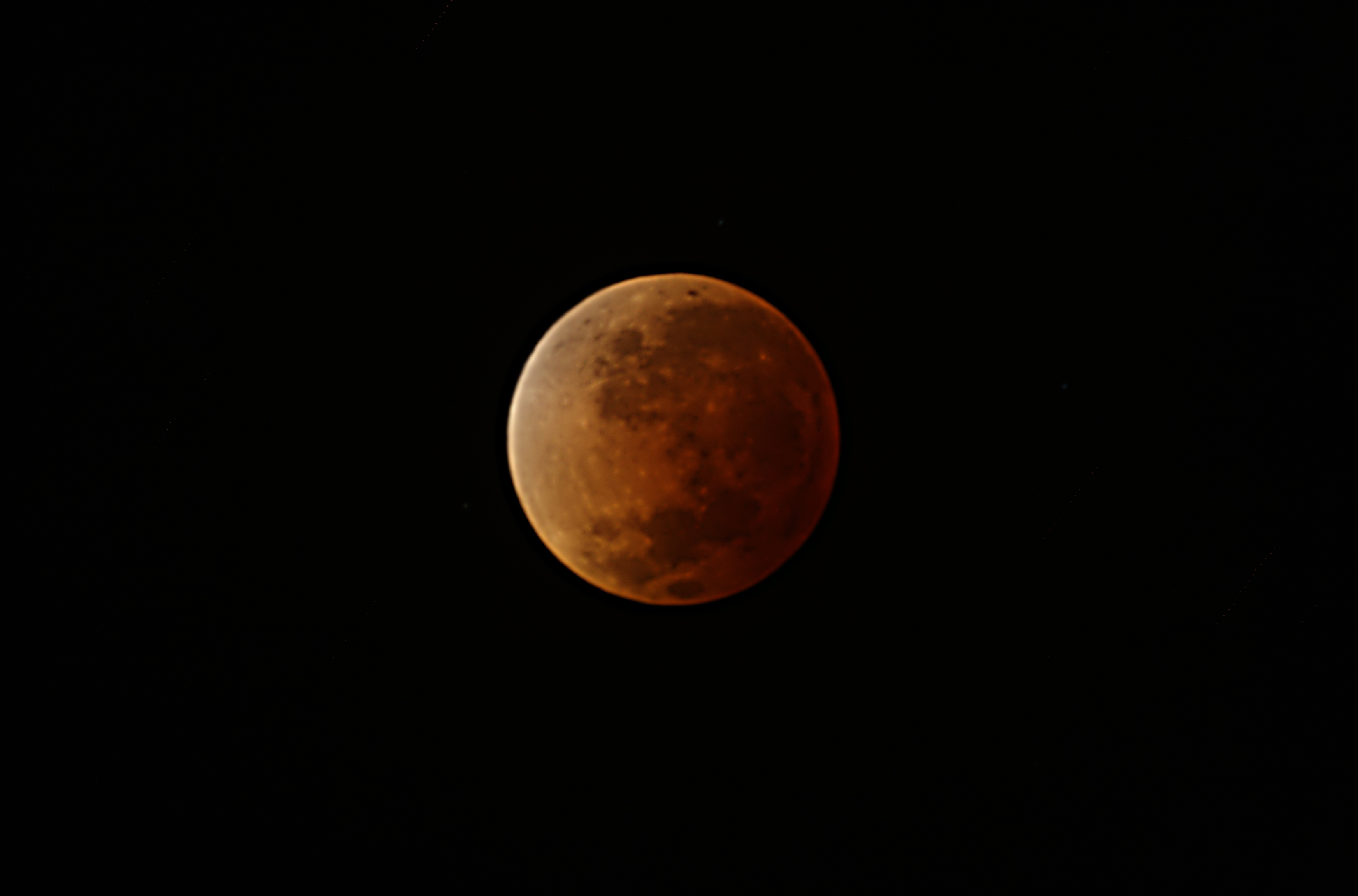 luna-roja-apilada-PIPS.jpg.ff0a046dd0dd5