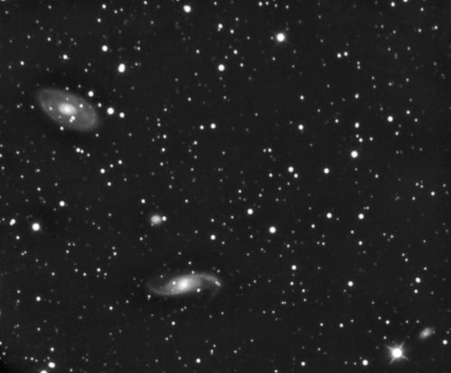 ngc 3358, 3364 y 3347 en antlia.jpg