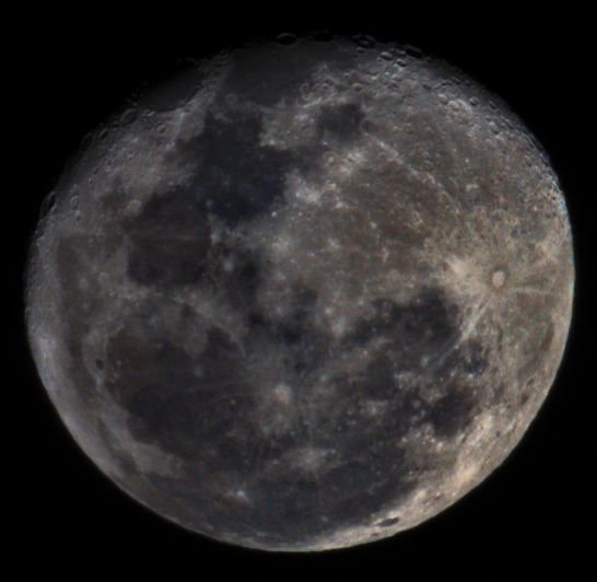 Luna_Preview01.jpg.46db538a4982f0aad3d755b0427d29e0.jpg