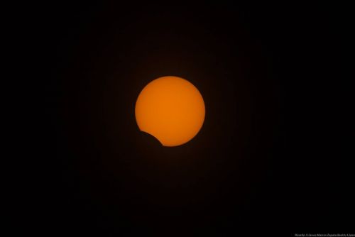 eclipse2019-inicio parcial.jpg
