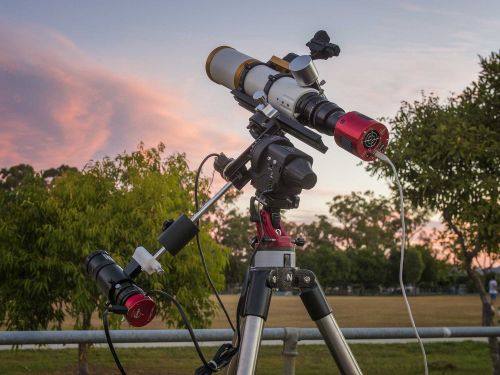 William-Optics-GT-71-getting-ready-for-a-night-of-astrophotography.jpg