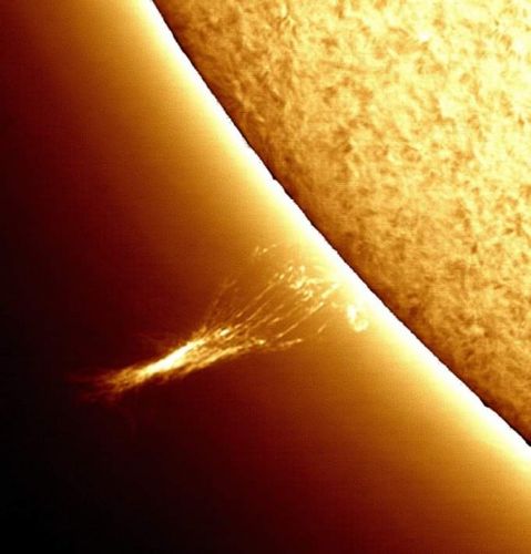 Protuberancia solar_2.jpg