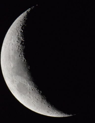 Luna2.thumb.jpg.fd657d1c4322a8ceb1831d0615828ac7.jpg