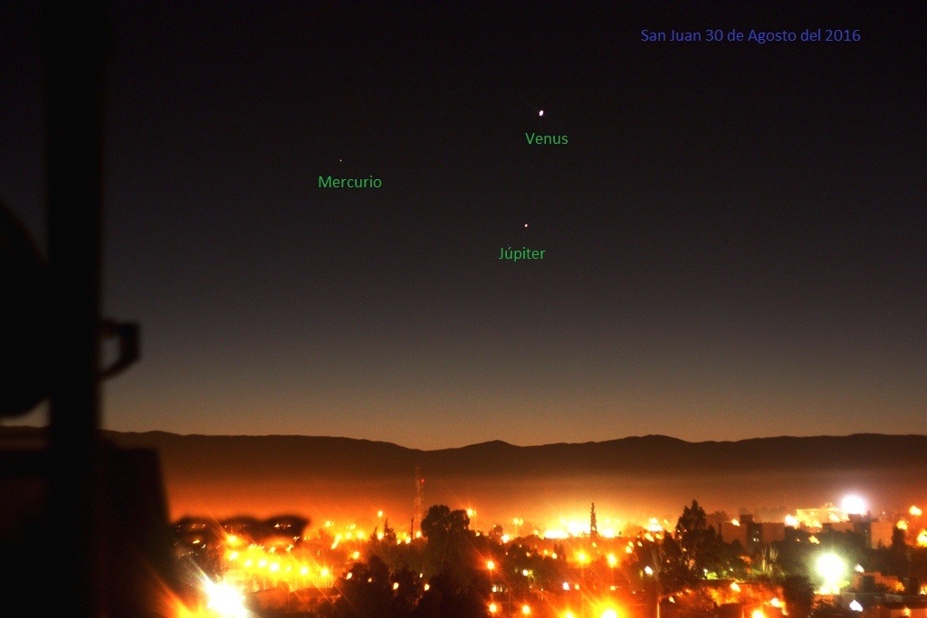 57ce0f8bb1115-Venus-Mercurio-Jpiter.7.30.8.16.Paint.jpg